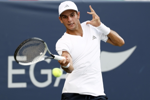 epa13144913 Rafael Jodar of Spain in action against Lorenzo Musetti of Italy during their quarter-final match at the Washington DC Open tennis tournament, in Washington, DC, USA, 31 July 2026. EPA/WILL OLIVER