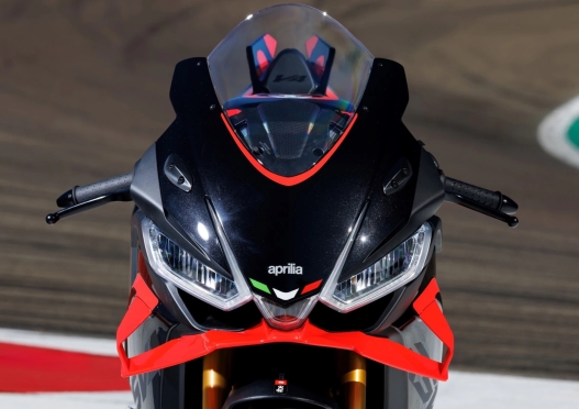 2025 rsv4 aprilia 1100 factory