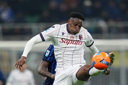 Bologna's Jhon Lucumi   during the Serie A soccer match between Inter and Bologna at the San Siro  Stadium in Milan , north Italy - Sunday, January 04 , 2025. Sport - Soccer . (Photo by Spada/Lapresse)