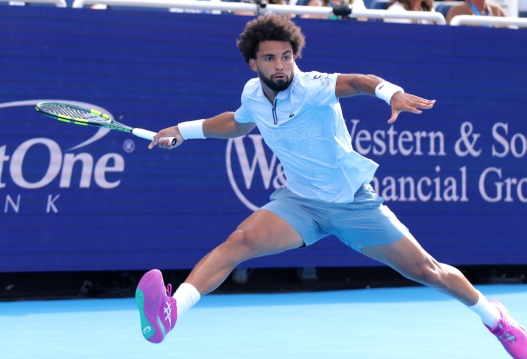 epa13187727 Arthur Fils of France in action against Frances Tiafoe of the USA during their final match of the Cincinnati Open tennis tournament in Cincinnati, Ohio, USA, 23 August 2026. EPA/MARK LYONS