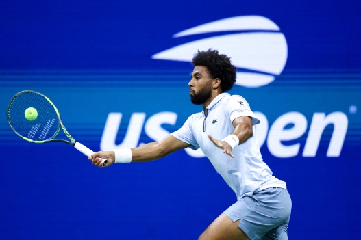 NEW YORK, NEW YORK - AUGUST 27: Arthur Fils of France competes against Alex Michelsen of the United States during the Stars of the Open at Fan Week as part of the 2026 US Open at USTA Billie Jean King National Tennis Center on August 27, 2026 in New York City.   Caleb Bowlin/Getty Images/AFP (Photo by Caleb Bowlin / GETTY IMAGES NORTH AMERICA / Getty Images via AFP)