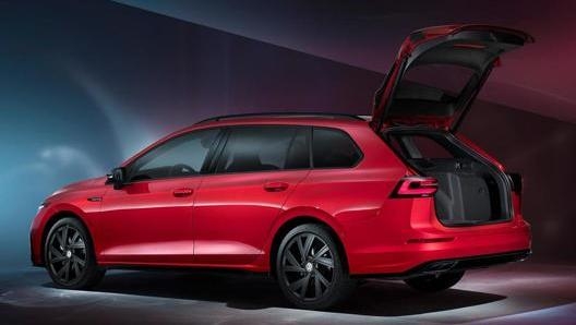 Ordini aperti per la Golf con carrozzeria station wagon