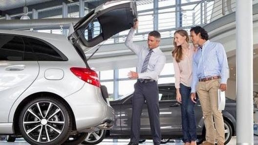 Il 2021 doveva essere un anno di riscossa per il mercato auto ma lo è stato solo nel primo semestre, poi ha scontato problemi interni ed esterni