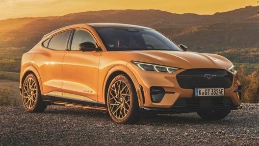 La Mach-E GT è disponibile solo Awd e con batteria extended range