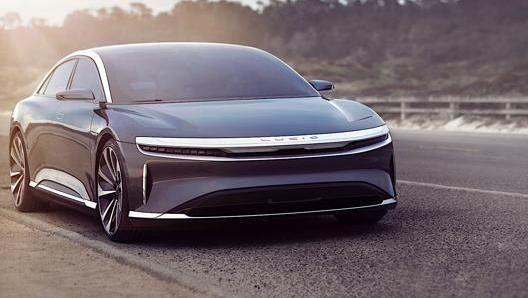 Dopo una lunga attesa, la berlina sportiva  elettrica  Lucid Air è stata finalmente svelata.