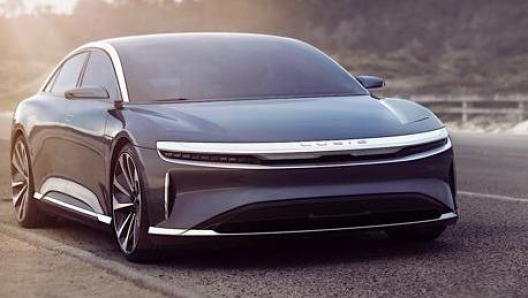 Dopo una lunga attesa, la berlina sportiva  elettrica  Lucid Air è stata finalmente svelata.