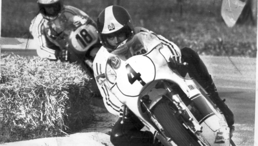 Giacomo Agostini nel GP Nazioni 1975 a Imola