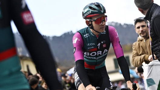 Foto Fabio Ferrari/LaPresse 7 Marzo 2023 - Camaiore, Italia - sport, ciclismo - 58a Edizione Tirreno Adriatico 2023 - da Camaiore a Follonica - 210 km - Nella foto: KAMNA Lennard GER (BORA - HANSGROHE) March 7, 2023 Camaiore, Italy - sport, cycling - 58th Tirreno Adriatico 2023 - From Camaiore to Follonica. In the pic: KAMNA Lennard GER (BORA - HANSGROHE)