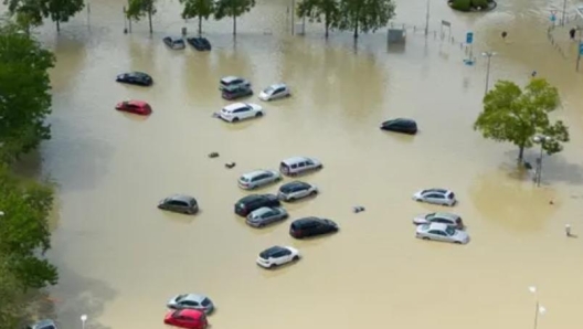 Emergenza alluvione quarantena auto elettriche e ibride