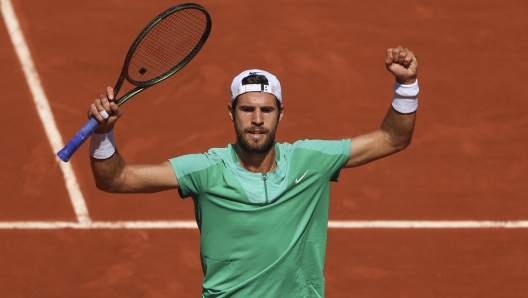 Russia's Karen Khachanov celebrates after winning against France's Constant Lestienne during their first round match of the French Open tennis tournament at the Roland Garros stadium in Paris, Sunday, May 28, 2023. (AP Photo/Aurelien Morissard)