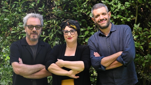 Da sinistra, Corrado Nuzzo; Maria Di Biase e Francesco De Carlo; posano per i fotografi in occasione della presentazione del programma Rai Pour parler presso la sede di Viale Mazzini a Roma, 4 settembre 2023. ANSA/CLAUDIO PERI