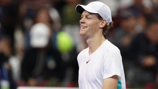 BEIJING, CHINA - OCTOBER 04: Jannik Sinner of Italy celebrates after winning the Men's Singles final match against Daniil Medvedev on day 9 of the 2023 China Open at National Tennis Center on October 04, 2023 in Beijing, China. (Photo by Emmanuel Wong/Getty Images)