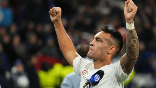 Inter Milan's Lautaro Martinez celebrates after scoring his side's opening goal from a penalty kick during the group D Champions League soccer match between Salzburg and Inter Milan in Salzburg, Austria, Wednesday, Nov. 8, 2023. (AP Photo/Petr David Josek)