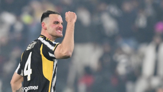 Juventus' Federico Gatti jubilates after scoring a goal during the italian Serie A soccer match Juventus FC vs SSC Napoli at the Allianz Stadium in Turin, Italy, 8 december 2023 ANSA/ALESSANDRO DI MARCO