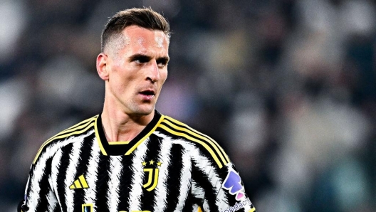 TURIN, ITALY - FEBRUARY 12: Arkadiusz Krystian Milik of Juventus looks on during the Serie A TIM match between Juventus and Udinese Calcio - Serie A TIM  at Allianz Stadium on February 12, 2024 in Turin, Italy. (Photo by Juventus FC/Juventus FC via Getty Images)