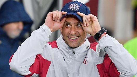 Bologna coach Thiago Motta gesture during the italian Serie A soccer match Torino FC vs Bologna FC at the Olimpico Grande Torino Stadium in Turin, Italy, 3 May 2024 ANSA/ALESSANDRO DI MARCO