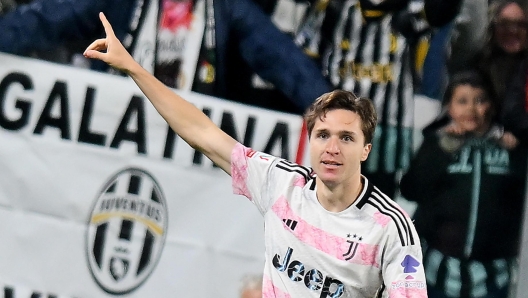 Juventus Federico Chiesa jubilates after scoring the gol (1-0) during the semifinal of the Coppa Italia soccer match Juventus FC vs SS Lazio at the Allianz Stadium in Turin, Italy, 2 april 2024 ANSA/ALESSANDRO DI MARCO