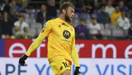 Monzaâs goalkeeper Michele Di Gregorio in action during the Serie A soccer match between Fiorentina and Monza at the Artemio Franchi stadium , center of Italy - Monday, June 13, 2024. Sport - Soccer (Photo by Marco Bucco/La Presse)