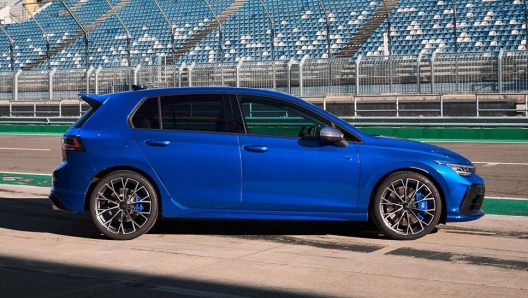 Volkswagen Golf-R 2024