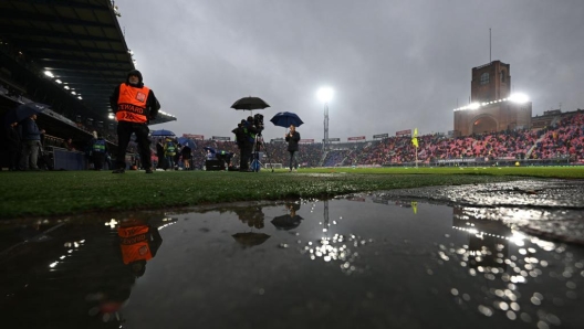 BOLOGNA, ITALY - SEPTEMBER 18: General view inside the stadium, which shows the weather conditions prior to the UEFA Champions League 2024/25 League Phase MD1 match between Bologna FC 1909 and FC Shakhtar Donetsk at Stadio Renato Dall'Ara on September 18, 2024 in Bologna, Italy. (Photo by Justin Setterfield/Getty Images)