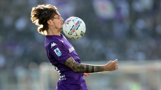 Fioretnina's midfielderl Andrea  Colpani in action during the Italian serie A soccer match ACF Fiorentina vs Hellas Verona at Artemio Franchi Stadium in Florence, Italy, 10 November 2024
ANSA/CLAUDIO GIOVANNINI