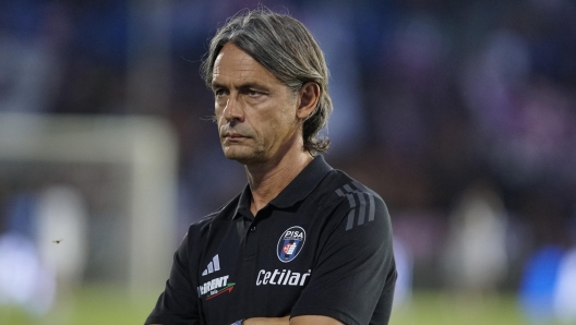 Filippo Inzaghi allenatore Pisa ,  ,durante la partita tra Pisa e Palermo del Campionato italiano di calcio SerieB BKT 2024/2025 - Stadio  Romeo Anconetani-Cetilar Arena Pisa, Italia - 24 Agosto 2024 - Sport (foto di Alessandro La Rocca/LaPresse)