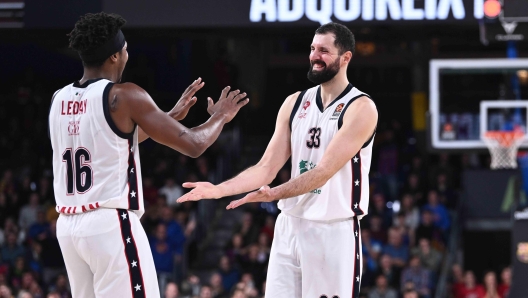 Zach Leday, Nikola Mirotic FC Barcelona - EA7 Emporio Armani Olimpia Milano Turkish Airlines Euroleague 2024-25 Barcellona, 13/12/2024 Foto M.Ceretti / Ciamillo-Castoria