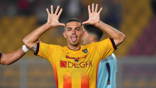 Nikola Krstovic in action for Lecce