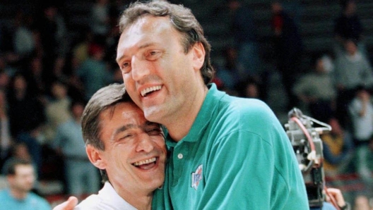 Bogdan Tanjevic and Dino Meneghin captured in a moment of collaboration.