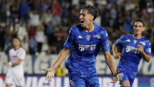Bogdan Popov celebrating a goal with teammates