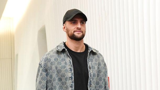 Adrien Rabiot arriving at AC Milan