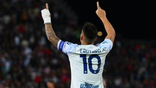 Lautaro Martinez in azione durante una partita dell`Inter