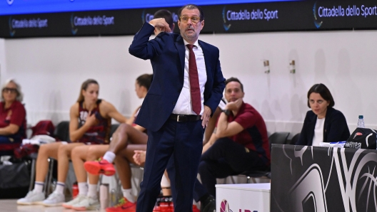 Андреа Маццон, главный тренер женской сборной Турции по баскетболу