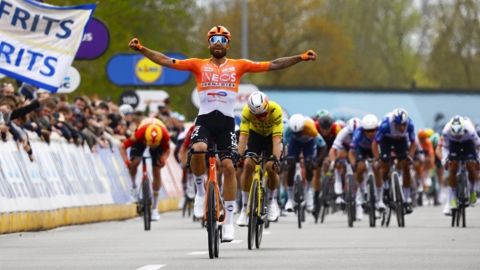 Dwars door Vlaanderen 2026 - 80th Edition - Roeselare - Waregem 184,6 km - 1/04/2026 - Filippo Ganna (ITA - INEOS Grenadiers) - photo Dion Kerckhoffs/CV/SprintCyclingAgency©2026