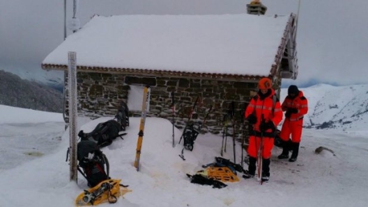 ?I soccorsi al rifugio Izandorre. foto da "Navarra.com"