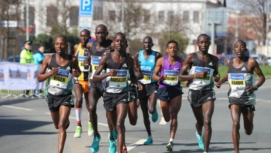 Praga 02/04/2016 Sportissimo Half Praga Marathon2016,Sportissimo Half Marathon2016.nella foto: Daniel Wanjiru vincitore della Sportissimo Half Praga Marathon2016- foto di Giancarlo Colombo/A.G.Giancarlo Colombo