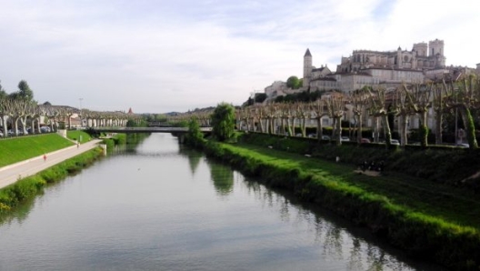 Veduta di Auch, la città di D'Artagnan