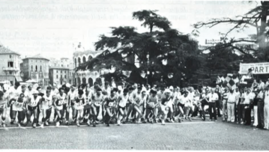 La partenza del triathlon di Bardolino 1984: si cominci con la frazione di corsa.