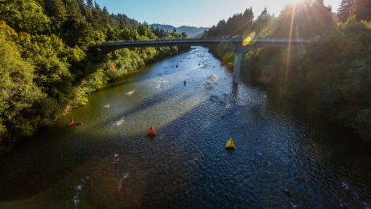 Il nuoto nel Russian River