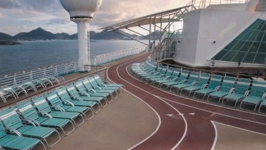 Pista da running e jogging sulla nave della compagnia Royal Caribbean.