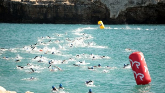 La frazione di nuoto nell'area di Cala Ponte Marina (Bardella)