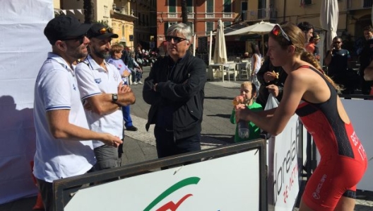 Joel Filliol dialoga con Alessandro Bottoni, il Presidente della Fitri Luigi Bianchi e Alice Betto