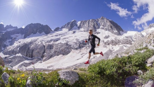 Davide Magnini ha conquistato il nuovo record di salita e discesa dalla Cima Presanella (foto Mauro Mariotti)