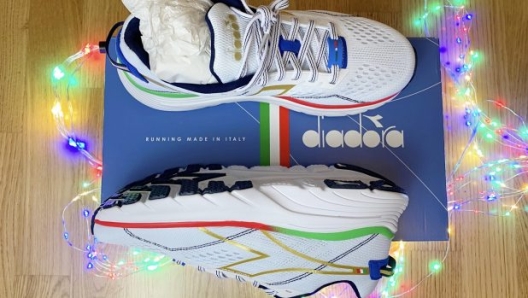 Diadora Atomo