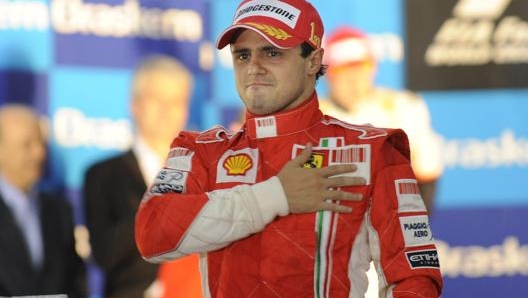 Vittoria ma niente Mondiale: lacrime amare per Felipe Massa a San Paolo 2008. Ap