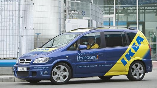 La Opel HydroGen3 del 2001