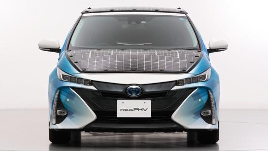 I nuovi pannelli della Prius generano 800 Watt