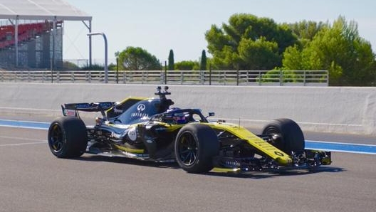 Sirotkin alla guida di Renault