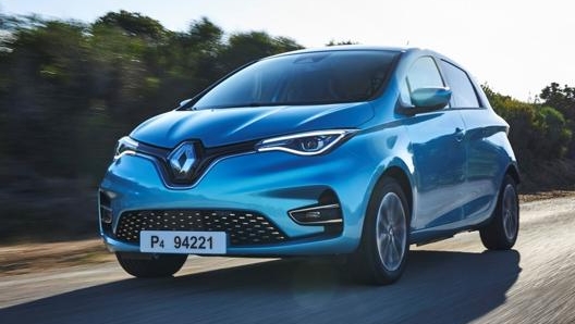 La capacità delle batterie della Zoe rinnovata sale a 52 kWh