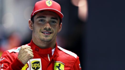 Charles Leclerc, 21 anni, felice a Singapore. Getty